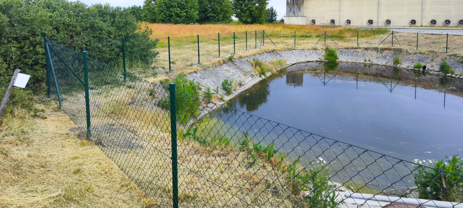 a2e6d85e-9994-4865-81c0-cf30207b0e50